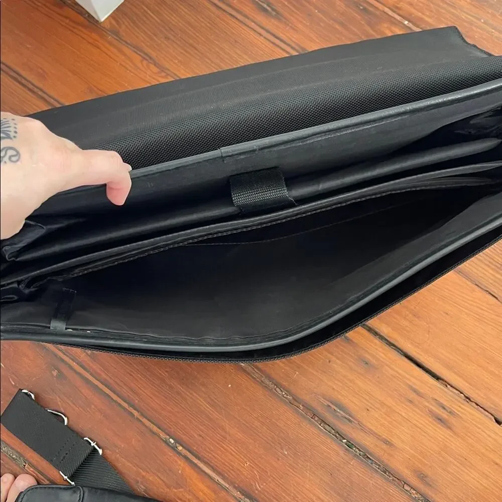 BOSCA leather detail ballistic nylon computer laptop briefcase messenger bag